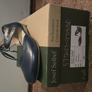 Josef Seibel Fiona 47 All Leather Flat